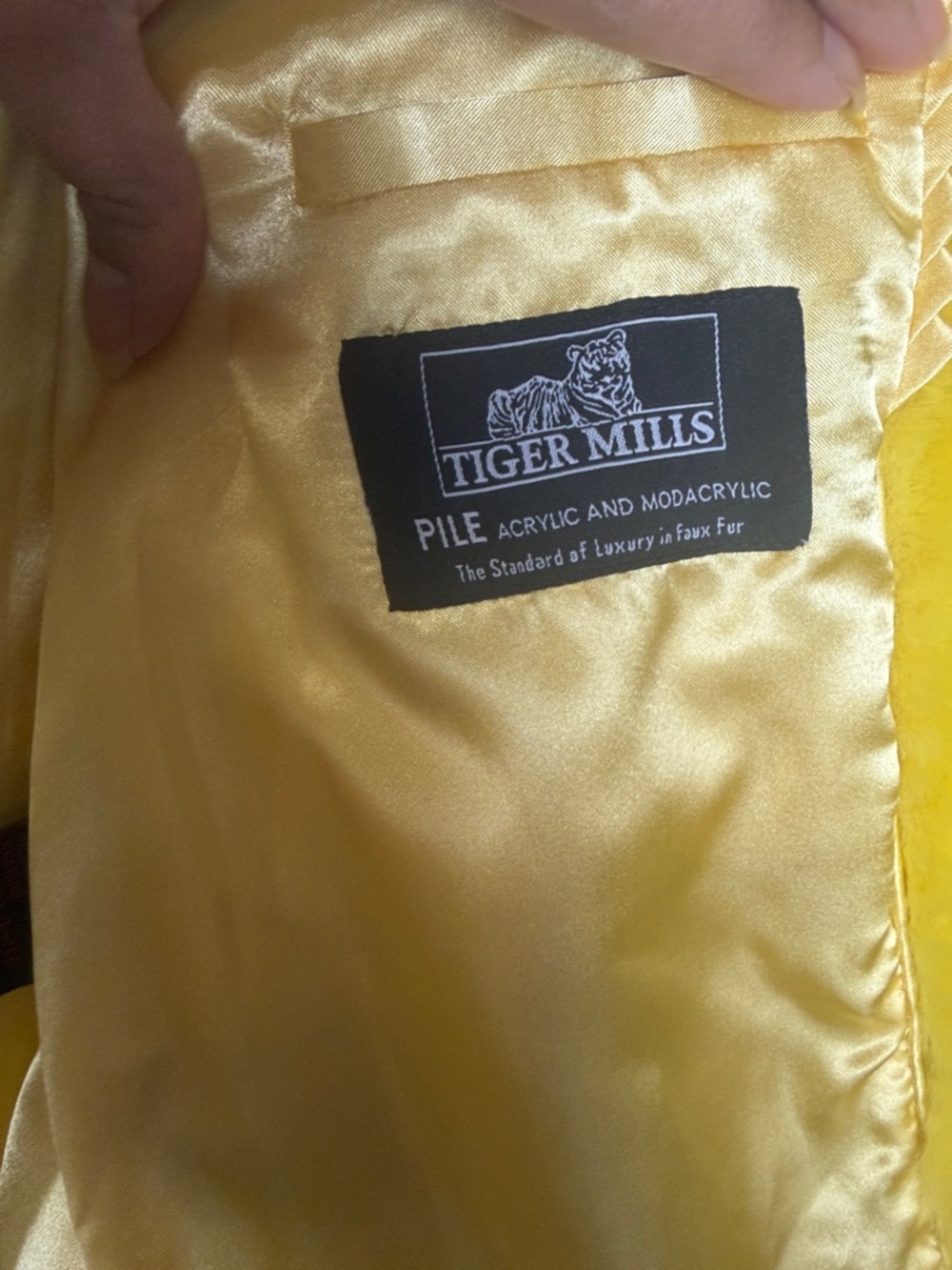Adrienne Landau Bold Yellow Faux Fur Vest Sz S - Picture 9 of 14
